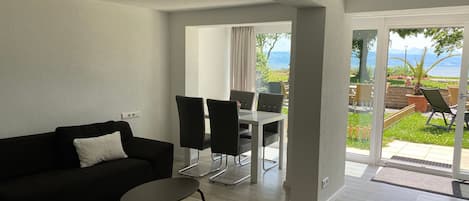 See-Apartement mit 45 qm, Terrasse, Dusche/WC, max. 2 Pers.-See-Appartement