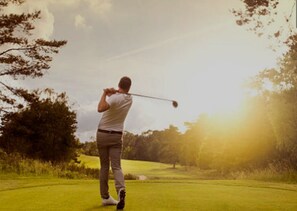 5 star golf choices within 10 min drive.