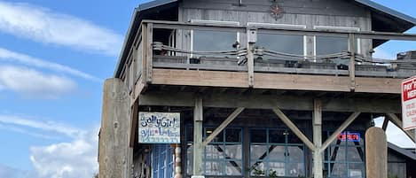 Located upstairs of The Salty Girls with large deck overlooking the harbor.