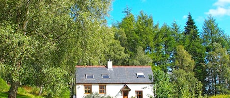 Fern Cottage on a Summer's day