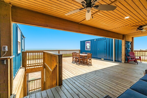 U-Shaped design = Huge deck and a great view! Covered area for cooling down!