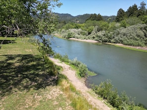 Russian River 10 min drive