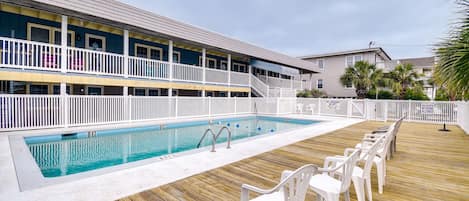 North Myrtle Beach Vacation Rental | 1BR | 1BA | 420 Sq Ft | Steps to Enter