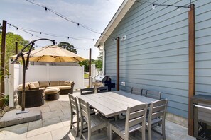 Private Patio | Gas Grill | Outdoor Dining Area