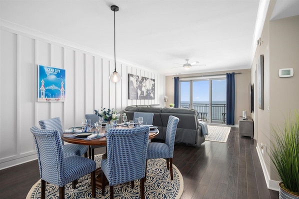 Large living area overlooking the ocean