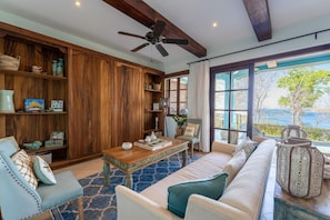 Living area with spectacular ocean view