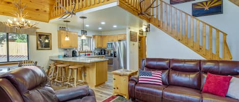 Show Low Vacation Rental | 3BR | 2BA | 1,300 Sq Ft | Access Only By Stairs