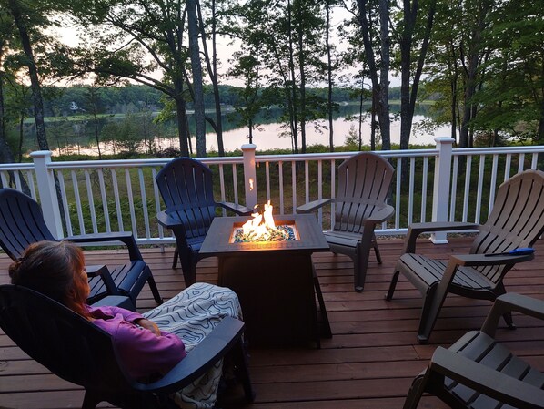 Upper deck propane gas firepit.