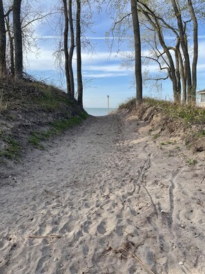 Strand