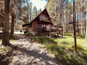 Exterior-Backyard