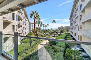 101 Seacrest | Balcony Views