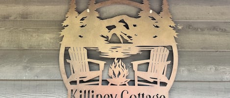 Welcome to Killiney Cottage!