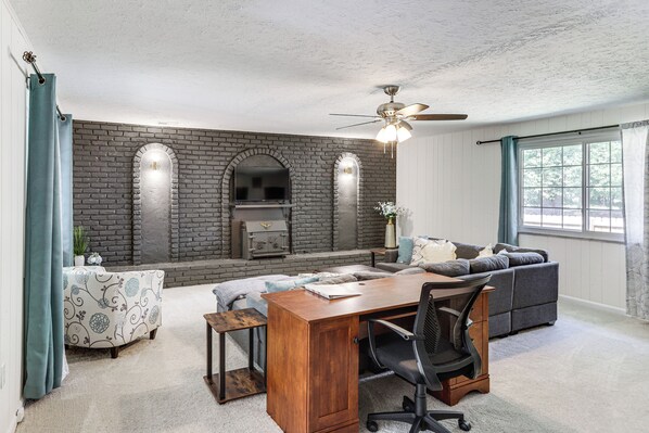 Mason Vacation Rental | 3BR | 2BA | 1,640 Sq Ft | 1 Step to Enter