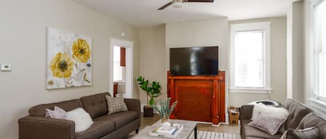 Beautiful living room perfect for guests to gather in. 