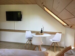 Ferienhaus mit Sauna und E-Ladestation-1. Zimmer