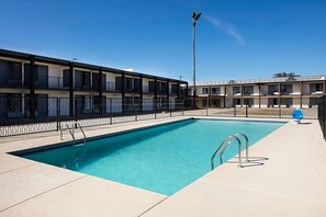 Beautiful and large swimming pool, family fun!