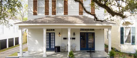 King George- 1905 Historic Oakleigh Garden District Triplex! 