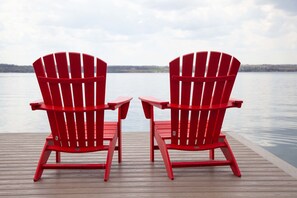 Your front-row seat to lakeside sunsets.