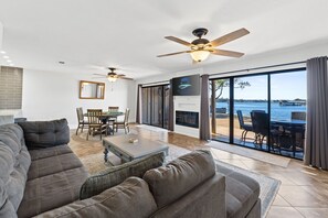Living Area - Water Views - Deck Access - Smart TV - Electric Fireplace