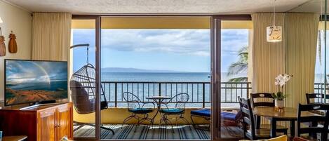 Oceanfront Maui memories await you...