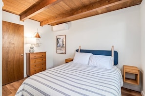 Indoors, Hardwood, Stained Wood, Bed, Furniture
