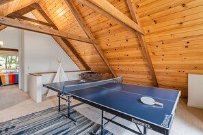 Spielezimmer