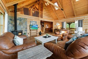 Indoors, Furniture, Living Room, Couch, Table