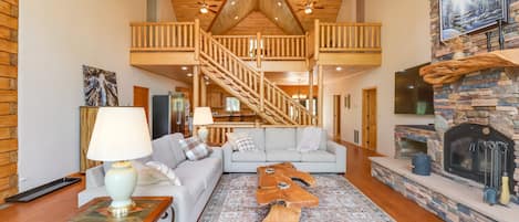 Heber Vacation Rental | 5BR | 3.5BA | Stairs Required | 3,800 Sq Ft