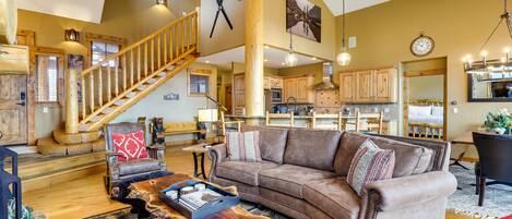 Granby Vacation Rental | 4BR | 3.5BA | 1,935 Sq Ft | 3 Stairs Required