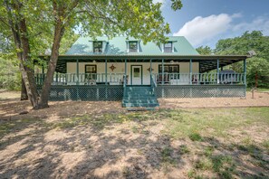 House Exterior | Central A/C | Close to Wineries