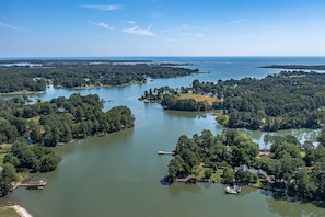 A short boat ride to the Chesapeake Bay. Bring your boat! Or do a local rental!