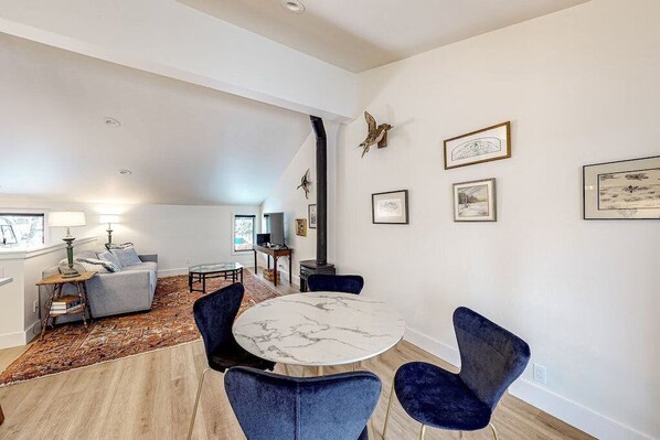Charming 1 BR downtown Ketchum condo - walking distance to downtown Ketchum