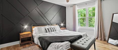 Enjoy a good night’s sleep in a sleek and modern bedroom. 