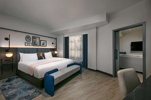 Unit with comfortable bed