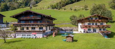 Extérieur maison de vacances [été]