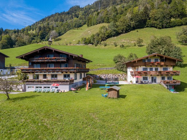 Extérieur maison de vacances [été]