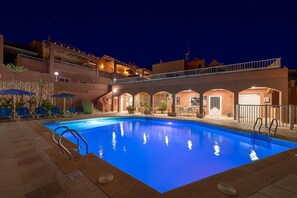 Schwimmbad des Ferienhauses