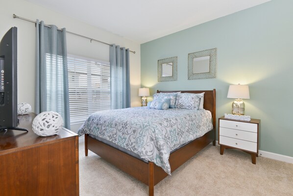 Furniture, Bedroom, Indoors, Room, Bed