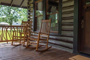 TCCR_CrawfordCabin_230427_5