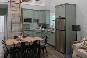 TCCR_C9_interior_230426_3