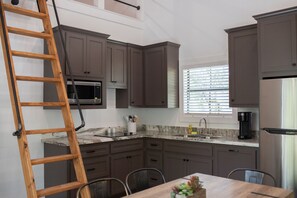 TCCR_230317010