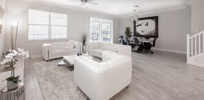 Furniture, Living Room, Room, Indoors, Couch