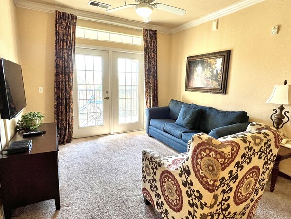 Living Room, Furniture, Indoors, Couch, Home Decor