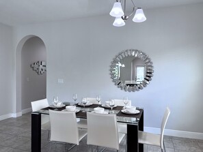 Dining Room,Dining Table,Furniture,Indoors,Table