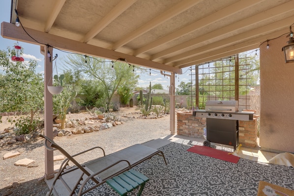 Tucson Vacation Rental | 3BR | 2BA | 1,594 Sq Ft | Small Step for Entry