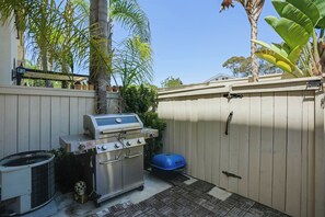 BBQ Gas Grill