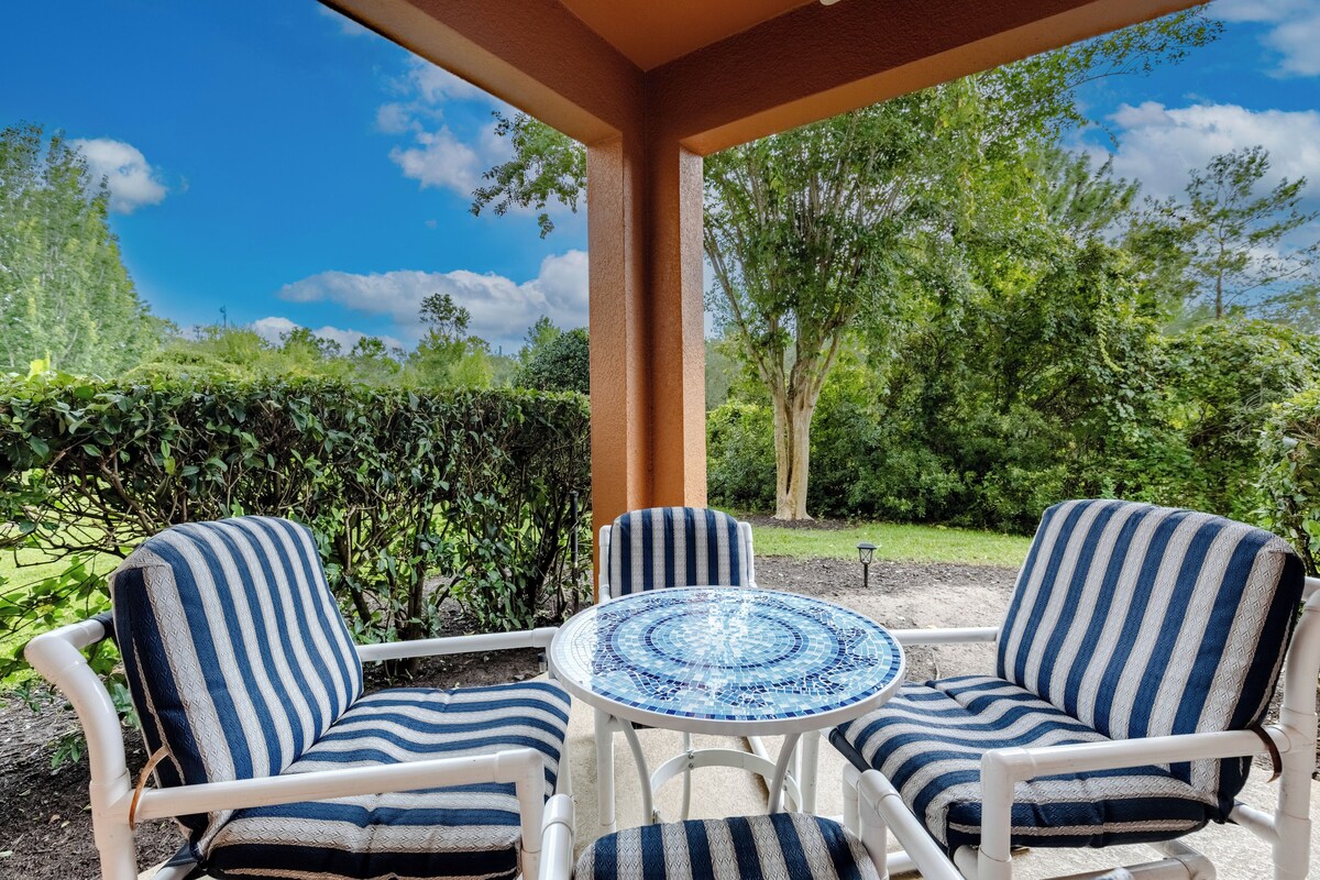 Carriage Pointe Deluxe | Near Attractions | Townhome