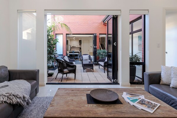 Second Living space with courtyard access - ground floor (1)