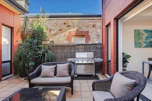 The Terrace, North Adelaide, walk to Adelaide Oval - Elite Accommodation (1)