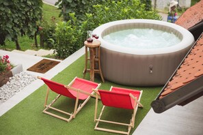 Jacuzzi